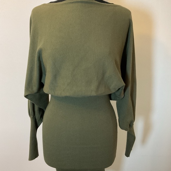18. Hera Collection Elegant Olive Green Long Sleeve Knit Sweater Dress Size L - Picture 2 of 8
